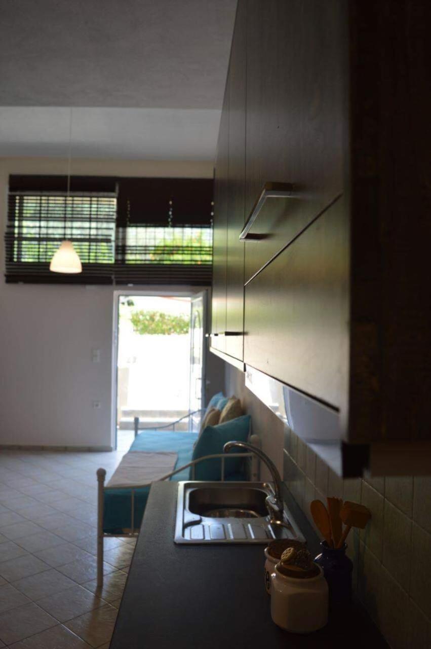 Sunny Garden Apartment Plataria Exterior photo